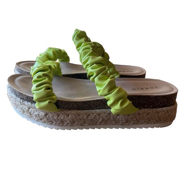 Torrid Sandals 9 Wide Width Lime Green Platform Flatform Jute Braided Flatform - Picture 1 of 7